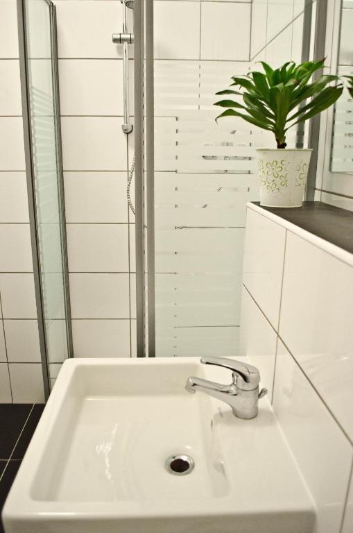 Hostel Nanina Groebenzell Bilik gambar